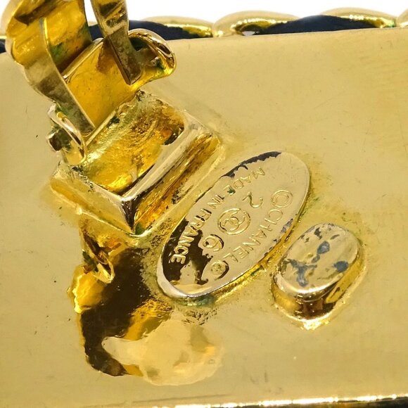 Chanel Square Leather Earrings Clip-On Gold 26 - Picture 4 of 4
